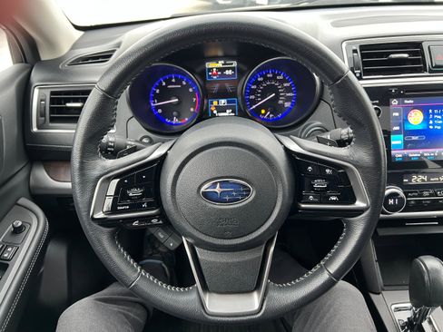 Used 2019 Subaru Outback 3.6R Limited image 23