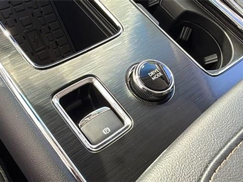 New 2025 Lincoln Aviator AWD image 29