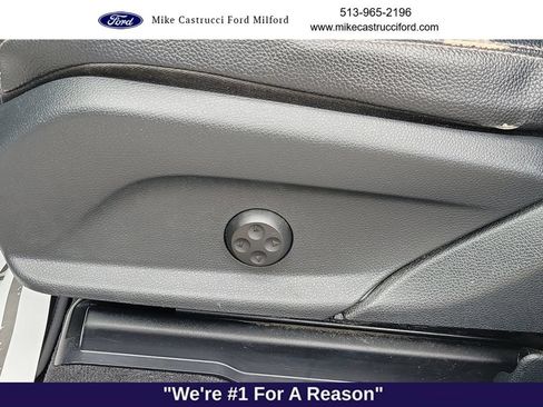 Used 2018 Mercedes-Benz GLC 300 4MATIC image 19