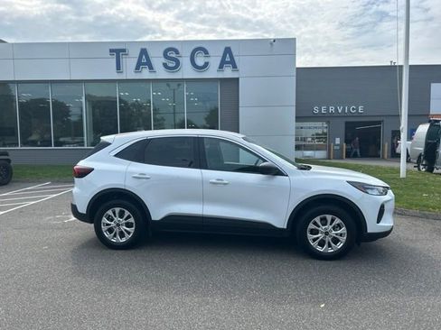Used 2024 Ford Escape Active AWD/4WD image 8