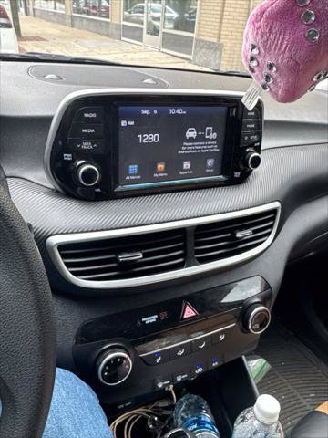 Used 2019 Hyundai Tucson SE AWD/4WD image 2