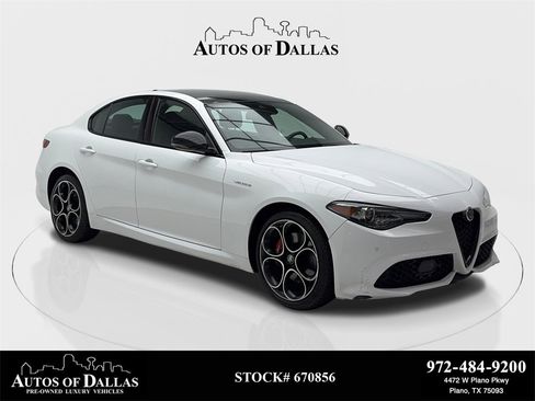 Used 2023 Alfa Romeo Giulia Veloce image 1