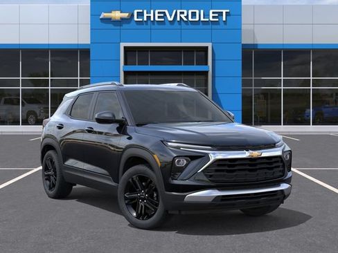 New 2026 Chevrolet TrailBlazer LT w/ Midnight Edition FWD image 8