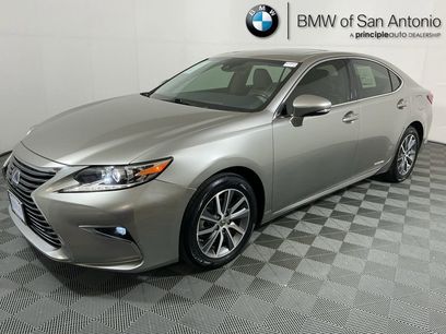 Used 2017 Lexus ES 300h