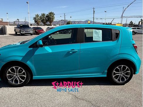 Used 2020 Chevrolet Sonic LT w/ Convenience Package FWD image 2