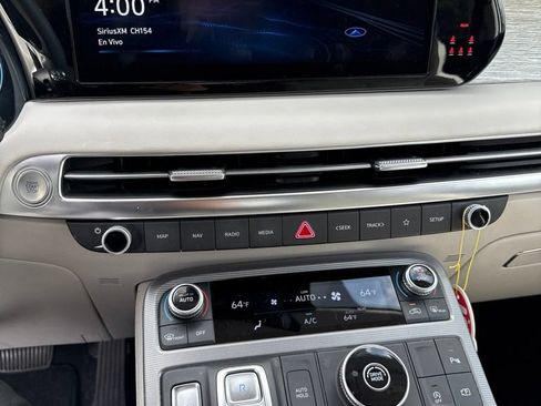 Used 2023 Hyundai Palisade Calligraphy w/ Cargo Package FWD image 4