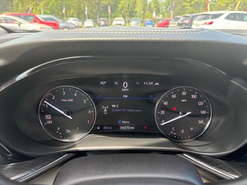Used 2021 Buick Envision Essence image 36