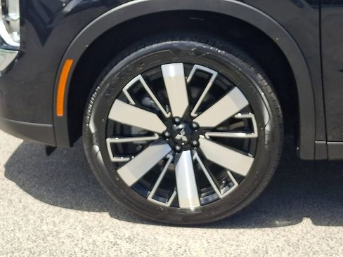 Used 2025 Mitsubishi Outlander SE AWD/4WD image 10