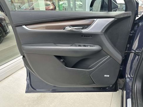 Certified 2025 Cadillac XT6 Premium Luxury w/ Platinum Package AWD/4WD image 47