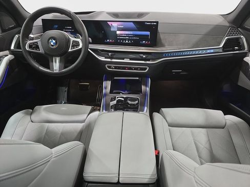Certified 2026 BMW X5 xDrive40i w/ M Sport Package image 10