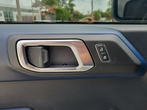 Used 2023 Ford Bronco Raptor AWD/4WD image 19