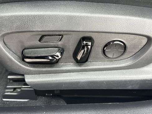 Used 2019 Lexus ES 350 Luxury image 17