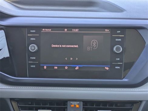 Certified 2024 Volkswagen Taos SE image 19