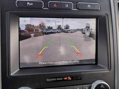 Used 2021 Ford Expedition Max XLT RWD image 19