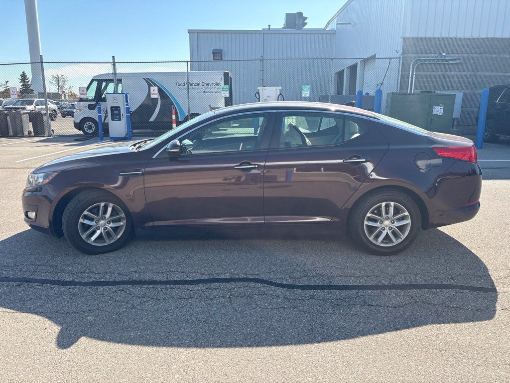 Used 2013 Kia Optima LX FWD image 5