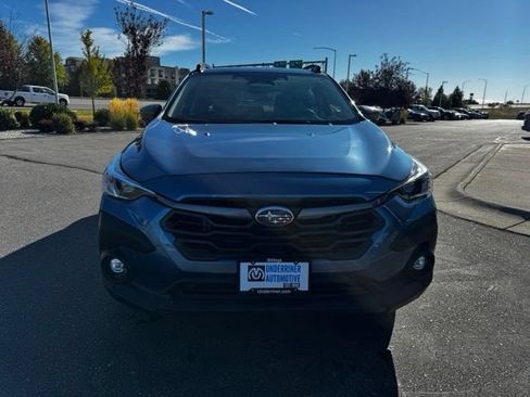 Used 2024 Subaru Crosstrek 2.0i Premium AWD/4WD image 3
