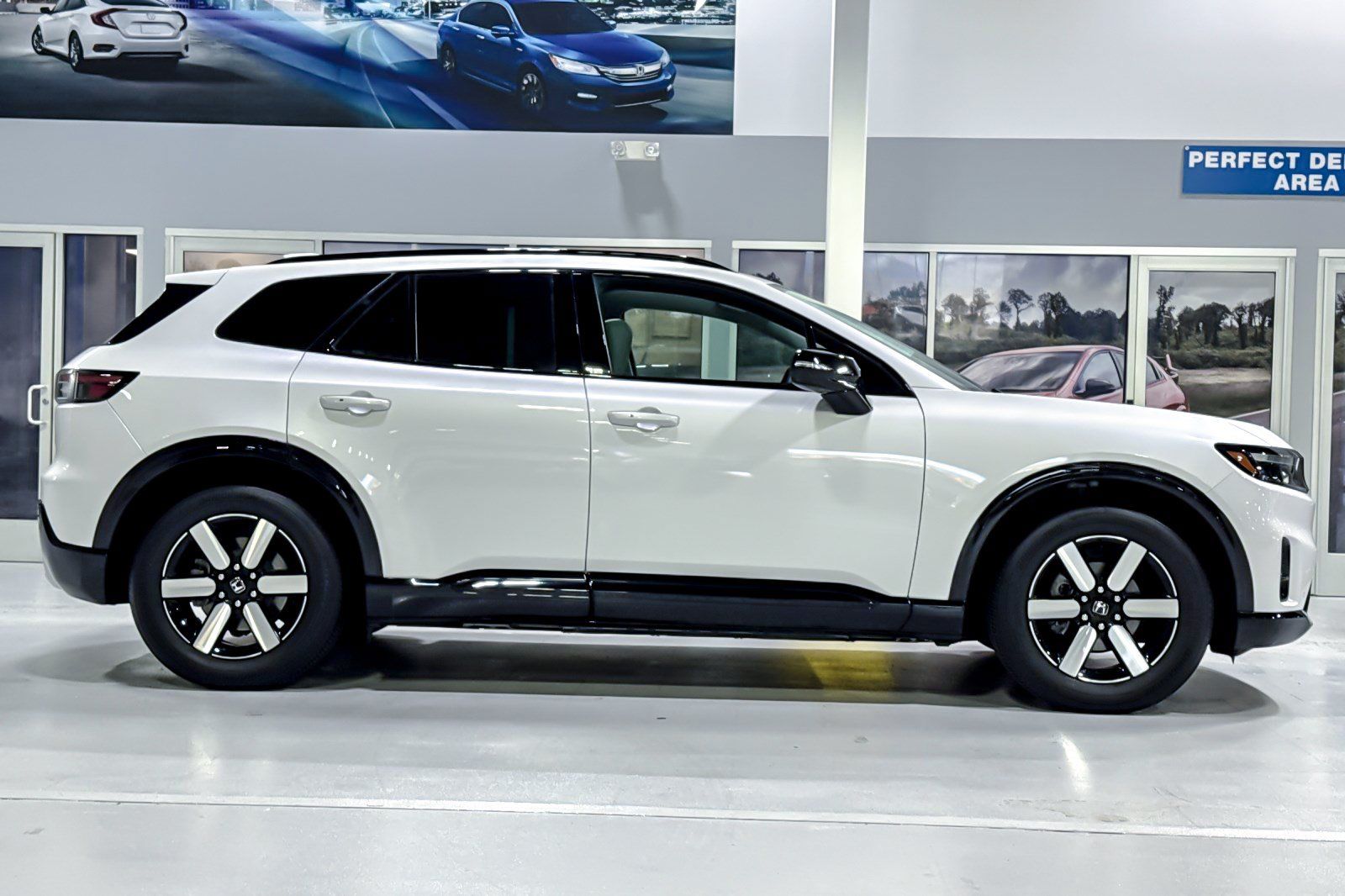 Used 2024 Honda Prologue Touring image 8
