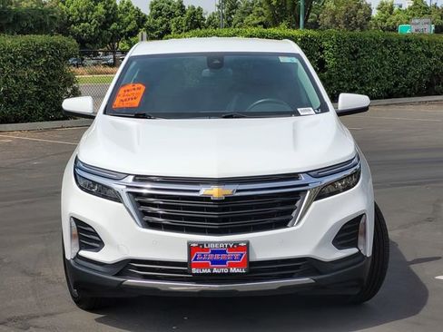 Used 2024 Chevrolet Equinox LT image 3
