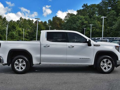 Used 2025 GMC Sierra 1500 SLT image 6