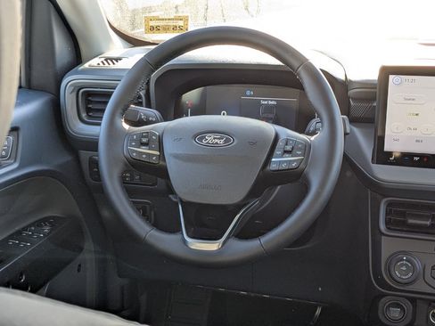 New 2026 Ford Maverick Lariat w/ Black Appearance Package image 18