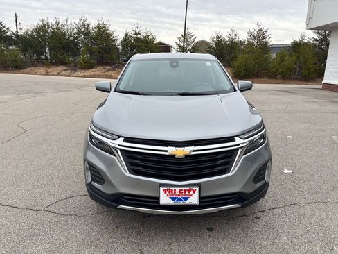 Used 2024 Chevrolet Equinox LT FWD image 5