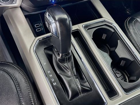 Used 2019 Ford F150 Lariat w/ Equipment Group 502A Luxury image 18