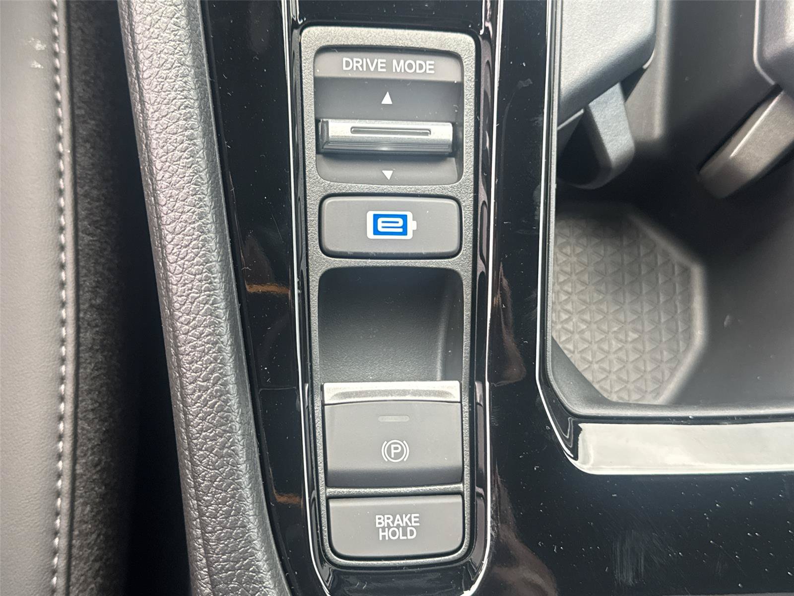 New 2026 Honda Accord Hybrid Sport-L FWD image 14