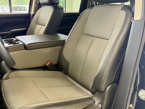 Used 2021 Nissan Titan S w/ S Utility Package RWD image 14