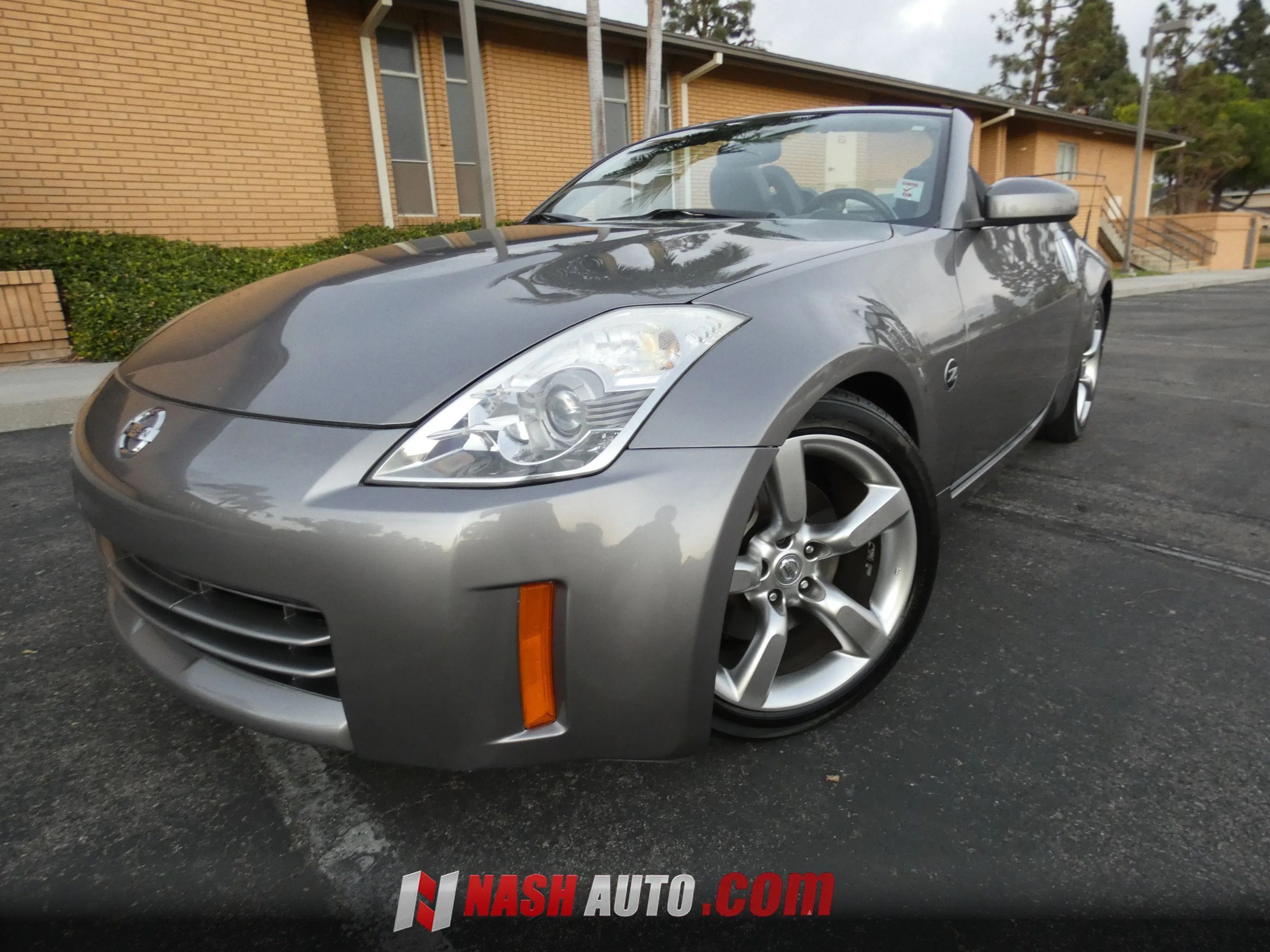 Used 2008 Nissan 350Z Touring RWD image 15