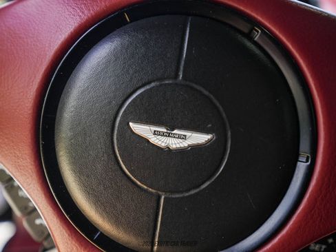 Used 2014 Aston Martin Vanquish Volante RWD image 41