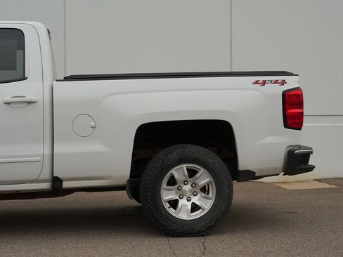 Used 2018 Chevrolet Silverado 1500 LT w/ All Star Edition AWD/4WD image 12
