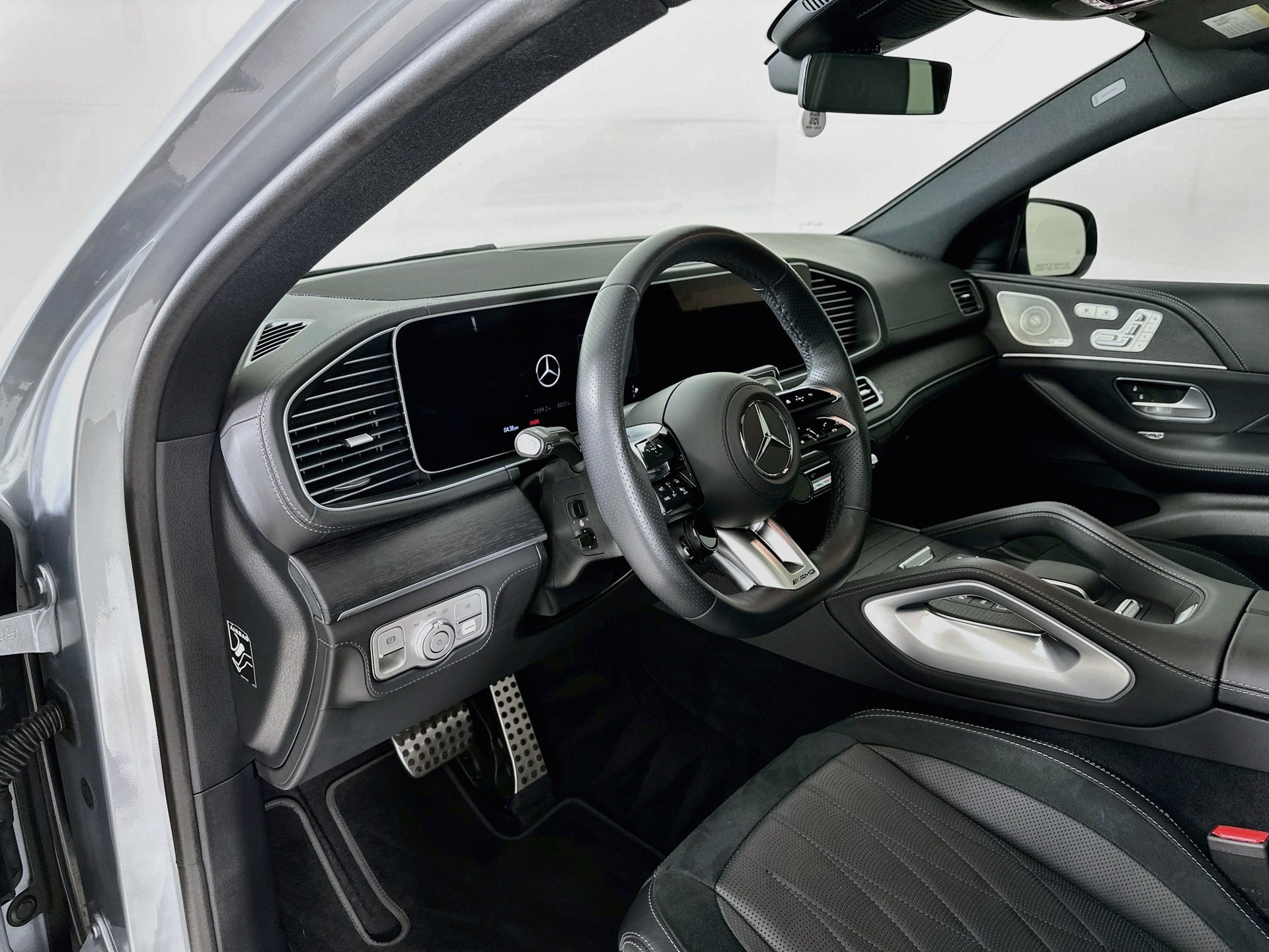 Certified 2025 Mercedes-Benz GLE 53 AMG 4MATIC Coupe image 10