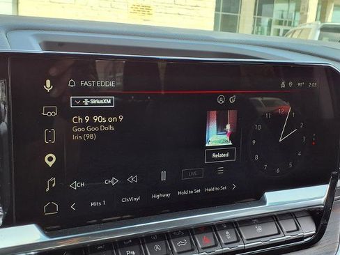 Used 2025 GMC Sierra 1500 SLT image 6