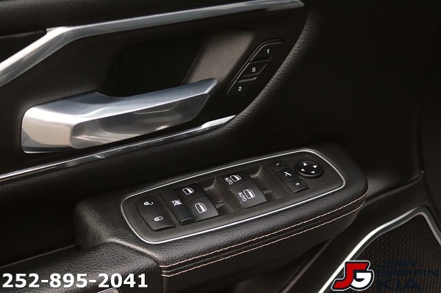Used 2021 RAM 1500 Laramie w/ Sport Appearance Package AWD/4WD image 15