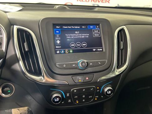 Used 2022 Chevrolet Equinox LT FWD image 18