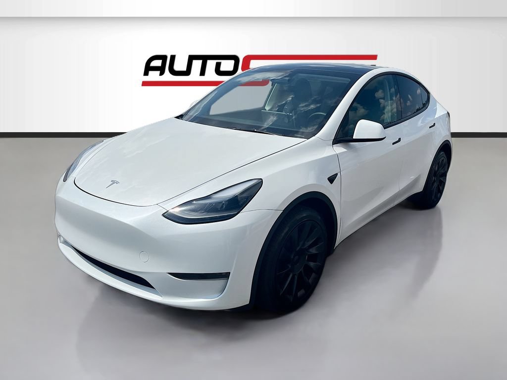 Used 2025 Tesla Model Y Long Range AWD/4WD image 3
