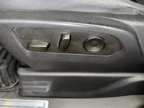 Certified 2023 Chevrolet Silverado 1500 LT image 3