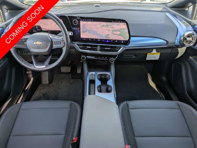 Used 2026 Chevrolet Equinox EV LT FWD image 12