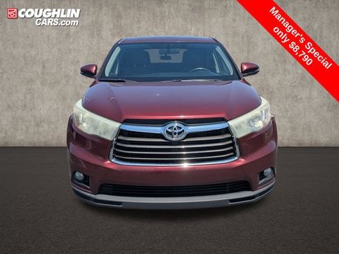 Used 2015 Toyota Highlander Plus AWD/4WD image 2