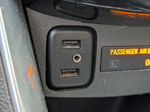 Used 2017 Chevrolet Trax Premier image 29