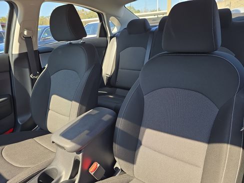 Certified 2024 Kia Forte LXS w/ LXS Technology Package image 21
