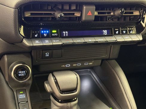 Used 2026 Toyota Land Cruiser w/ Premium Package AWD/4WD image 19
