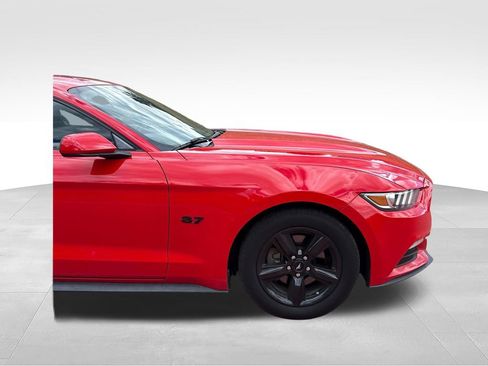 Used 2015 Ford Mustang Coupe RWD image 25