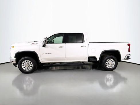 Used 2023 Chevrolet Silverado 3500 LTZ w/ Z71 Off-Road Package image 4