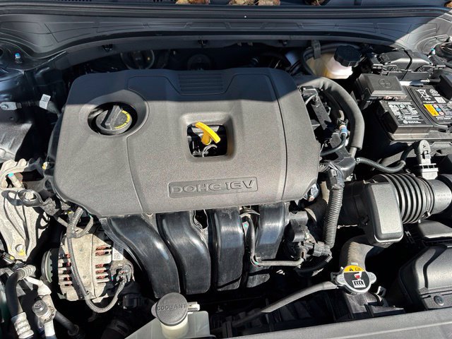 Used 2023 Kia Forte LXS w/ LXS Technology Package FWD image 7