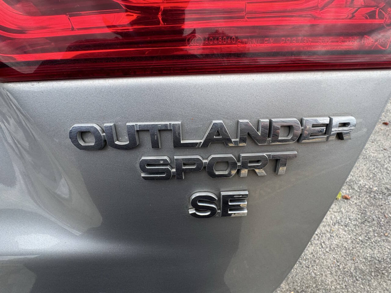 Used 2019 Mitsubishi Outlander Sport SE FWD image 42