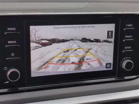 Used 2022 Kia K5 LXS image 29