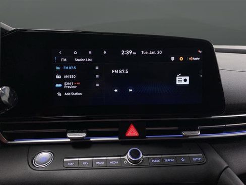 New 2026 Hyundai Elantra Limited image 18