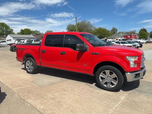 Used 2015 Ford F150 XLT w/ Equipment Group 301A Mid AWD/4WD image 5