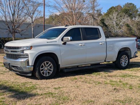 Used 2019 Chevrolet Silverado 1500 LT w/ All-Star Edition image 8